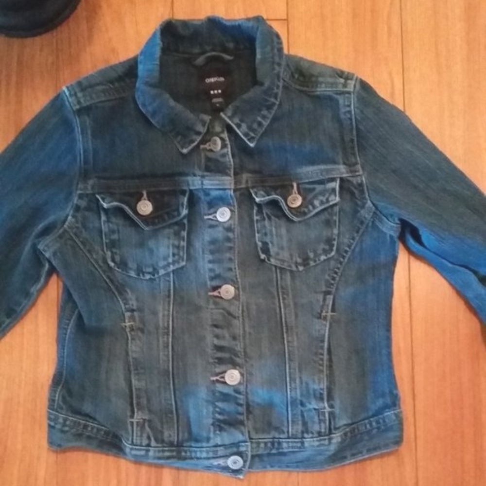 ⭐️ Host Pick ⭐️GAP Kids Jean Jacket Premium 1969 denim.